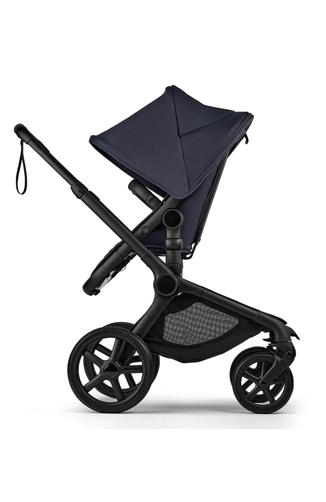 Bugaboo Fox 5 Renew - Deep Indigo Bugaboo Fox 5 vagn