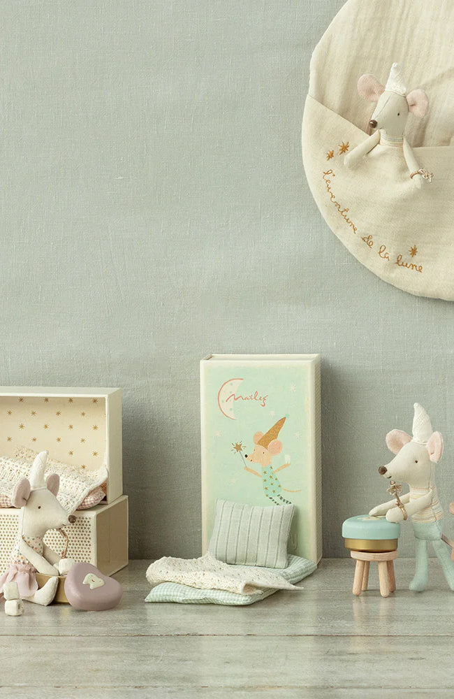 Tooth Fairy Mouse - Little sister in matchbox Maileg Mjukdjur