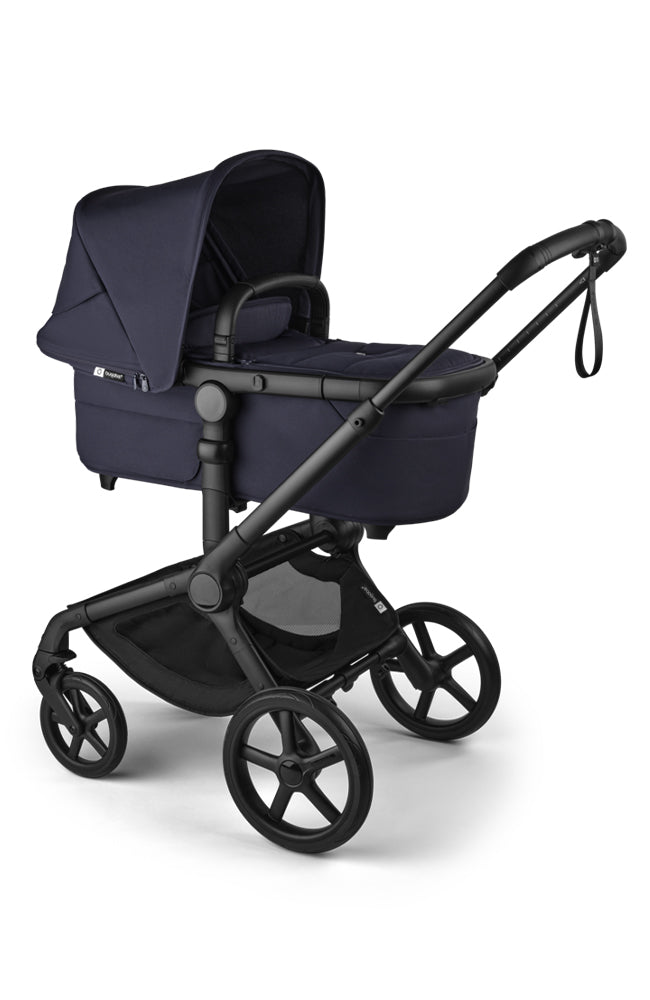 Bugaboo Fox 5 Renew - Deep Indigo Bugaboo Fox 5 vagn