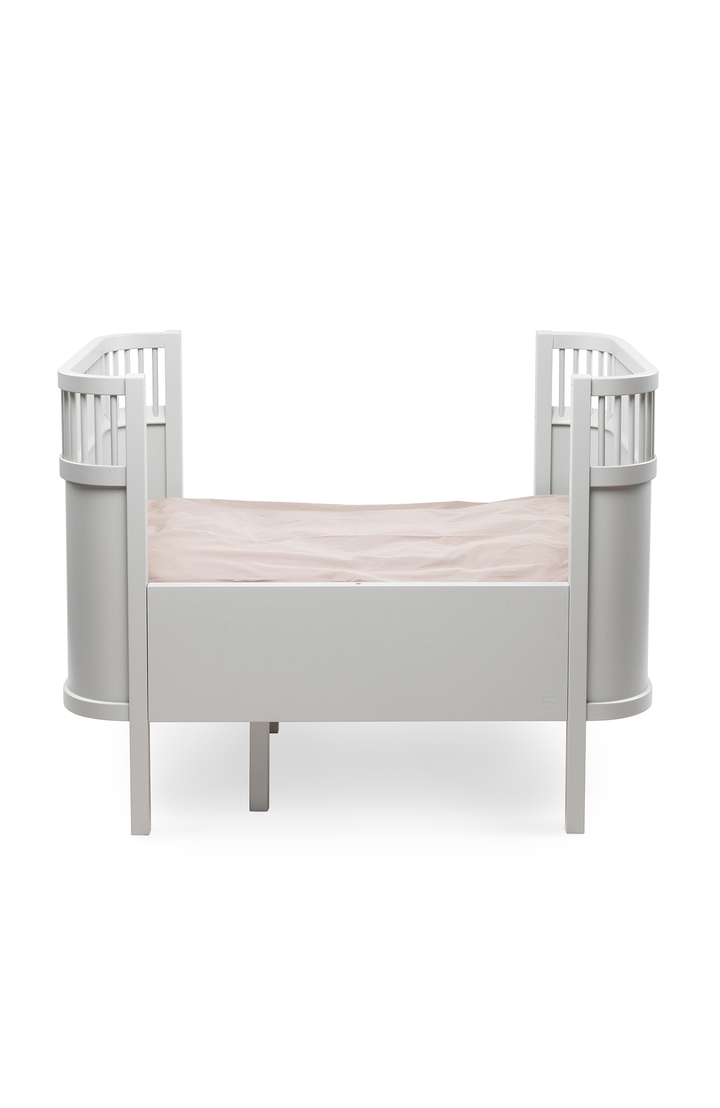 Barnsäng Baby & Jr - Stone Grey Sebra Säng