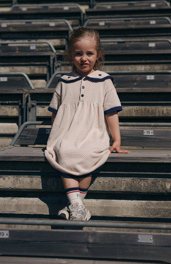 League Sail Dress - Sand/Navy Poppedi Klänning
