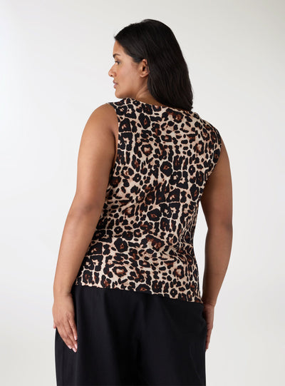 WORNG-SAB0084237001-S257-FULLBACK.jpg