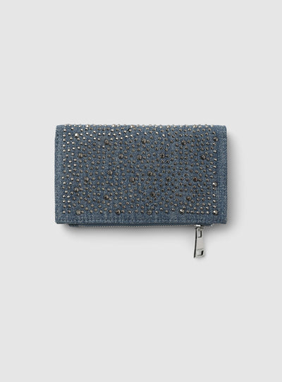 STILLG-SAC0018033001-S030.jpg
