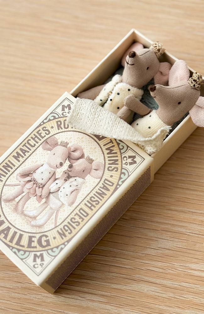 Royal Twin Mice Little sister and brother in matchbox Maileg Mjukdjur